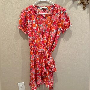 Floral wrap dress with ruffles small